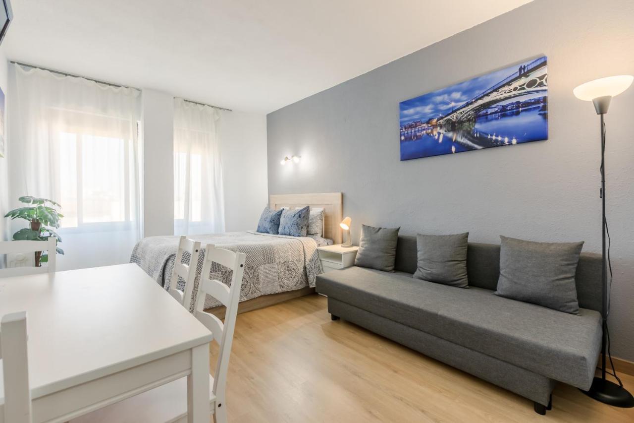 Apartament Hispalis Triana Севиля Екстериор снимка