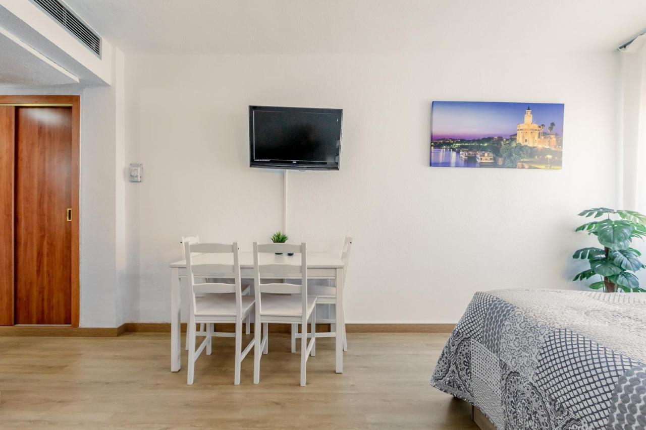 Apartament Hispalis Triana Севиля Екстериор снимка